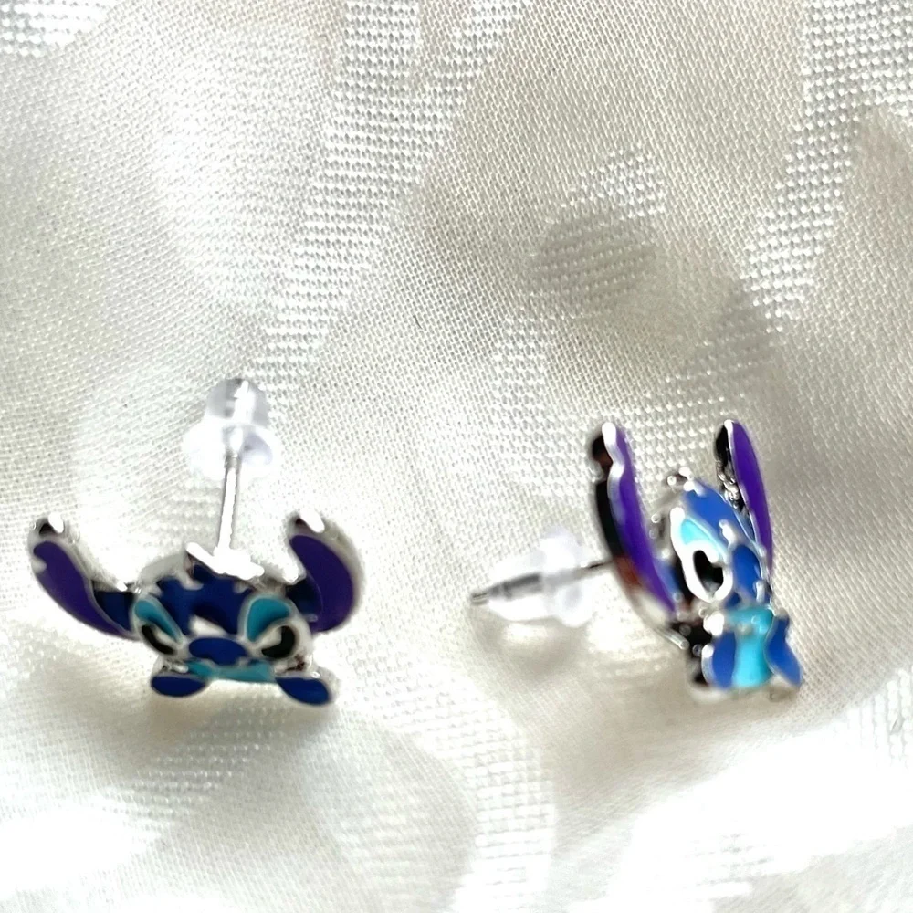 💙 NWOT Stitch Earrings – Official Disney Jewelry 🐾✨
